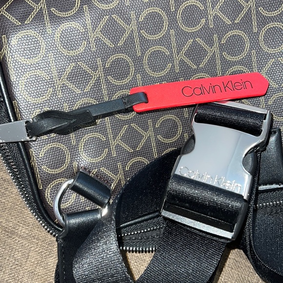 Calvin klein waist & crossbody bag(unisex) - Picture 5 of 6